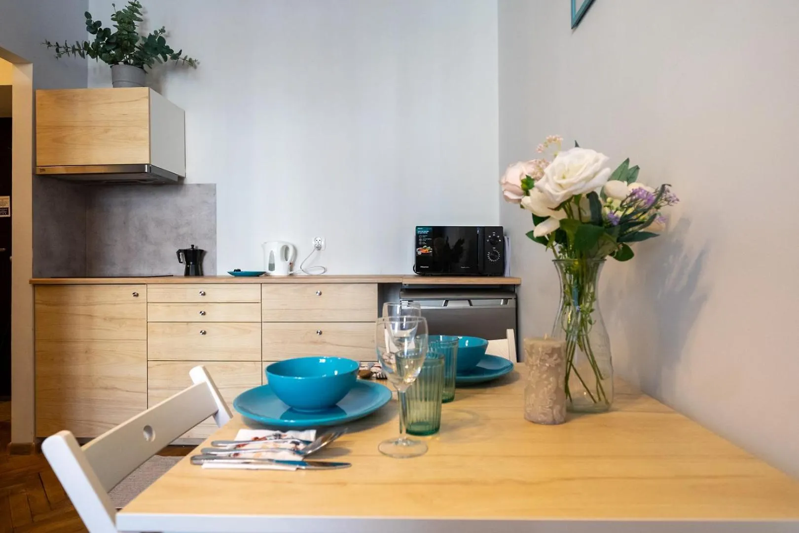 Downtown Studio - Top Location, Metro&Trams Nearby - By Rentujemy Warsaw Apartment